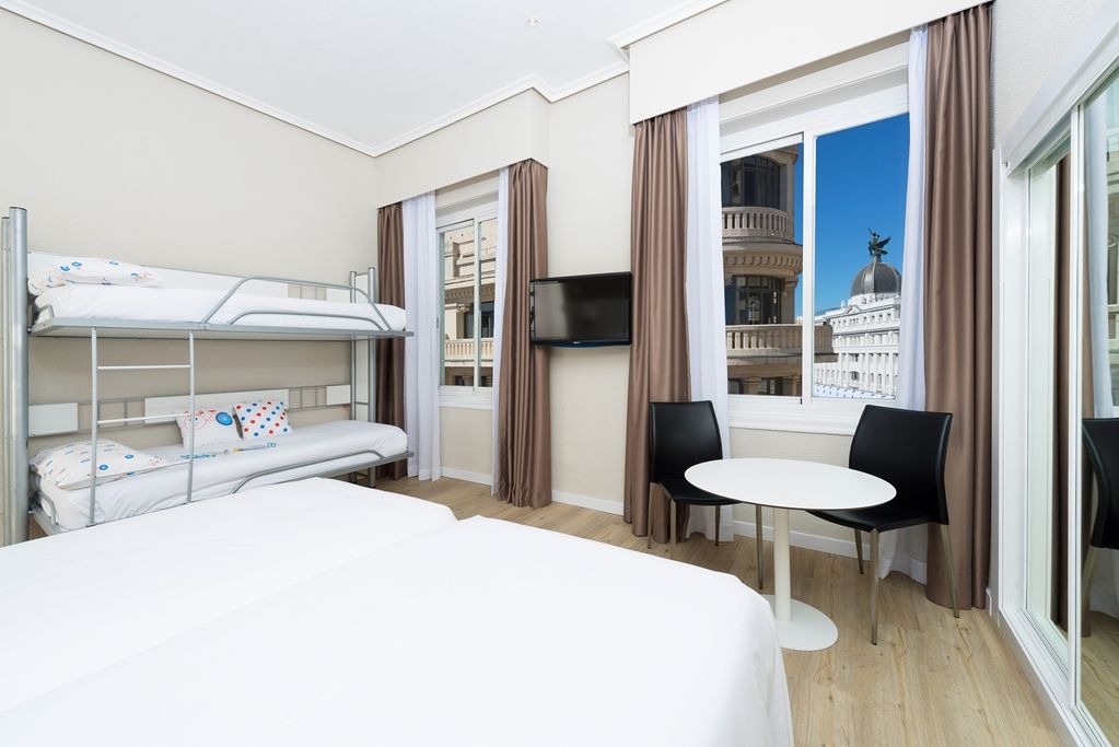 Hotel Madrid Gran Via 25, Affiliated By Melia Δωμάτιο φωτογραφία